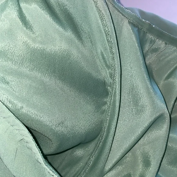 NWT PRETTYLITTLETHING dress 10 - Picture 8 of 14